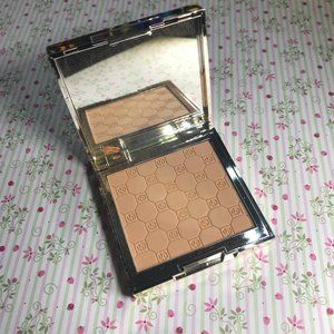 jouer soft focus hydrate + set powder in medium